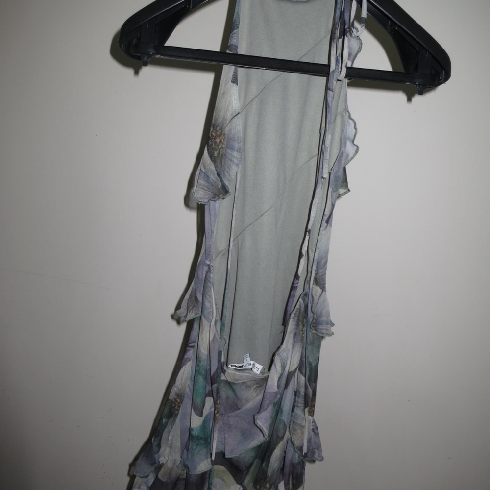 Floral Ruffle Halter Mini Dress - Picture 3 of 4